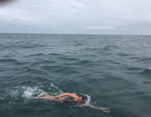 Maggie Regan ’14 swimming the English Channel